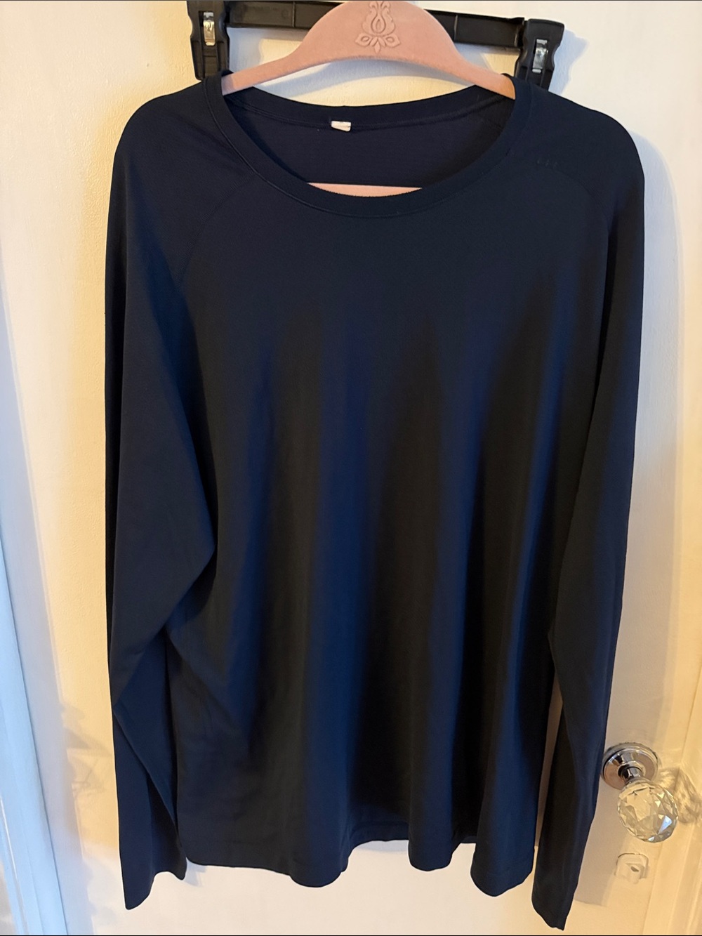 lululemon athletica Men's Long Sleeve Tee - Navy Blue